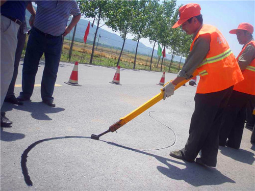 嘉格瀝青公路灌縫膠原材料及配合比